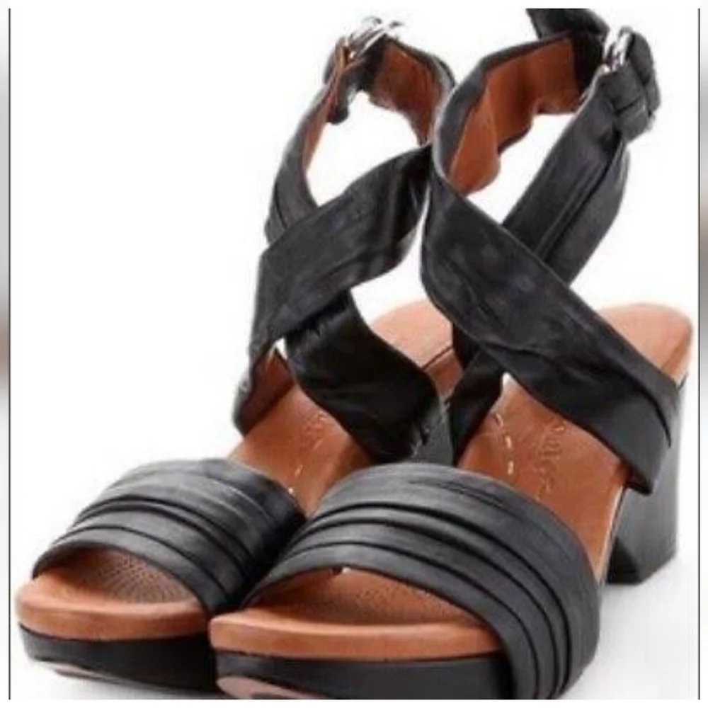 Anthropologie  Day Starr leather ankle strap platform  sandals
